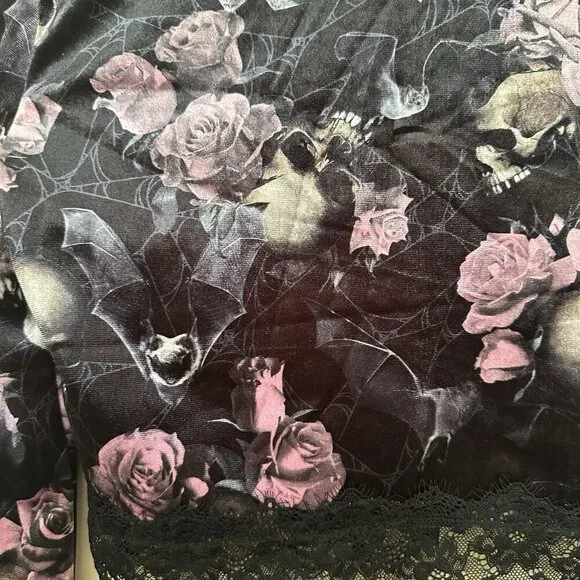 SOLD Killstar Witchy Women XL Velvet Top Bell Sleeve Black Skull Pink Rose Whims - Picture 9 of 11